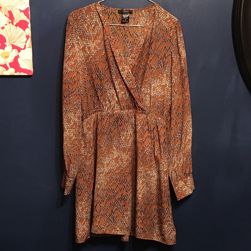 5 for $25 Esley Long Sleeve Dress 👗